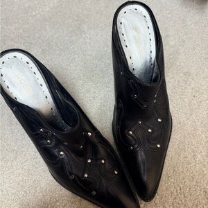 BCBG Women's Black Mules
